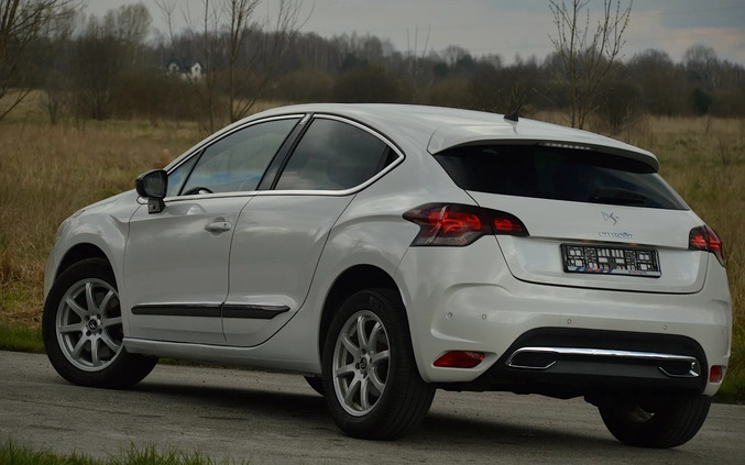 Citroen DS4 cena 38900 przebieg: 153000, rok produkcji 2014 z Raszków małe 562